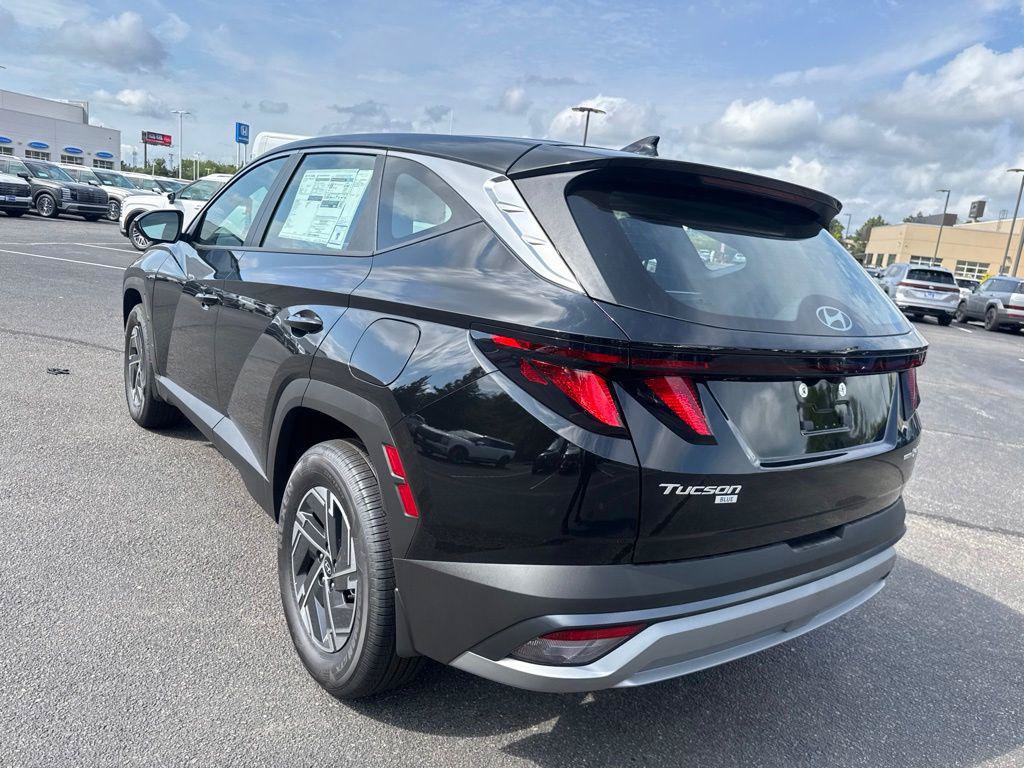 New 2026 Hyundai Tucson Blue SE AWD/4WD image 4
