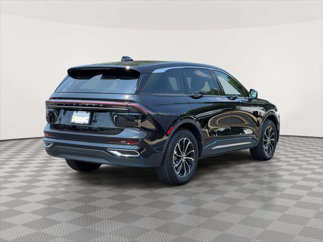 Used 2026 Lincoln Nautilus Premier w/ Equipment Group 102A AWD/4WD image 3