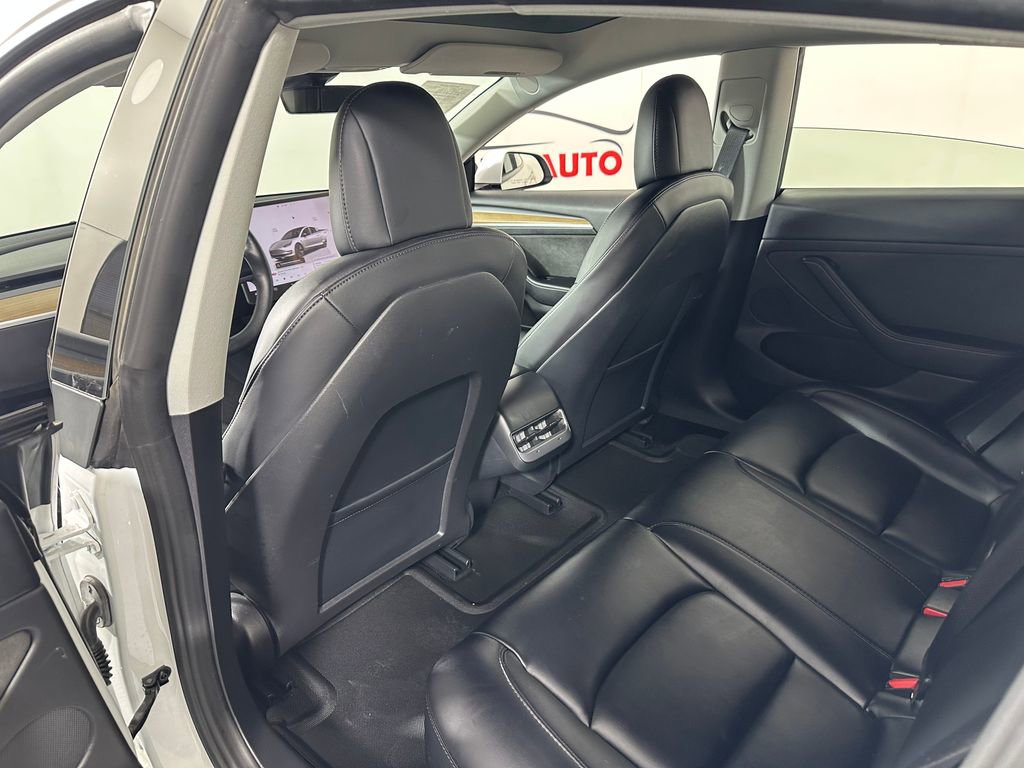 Used 2022 Tesla Model 3 Long Range AWD/4WD image 21