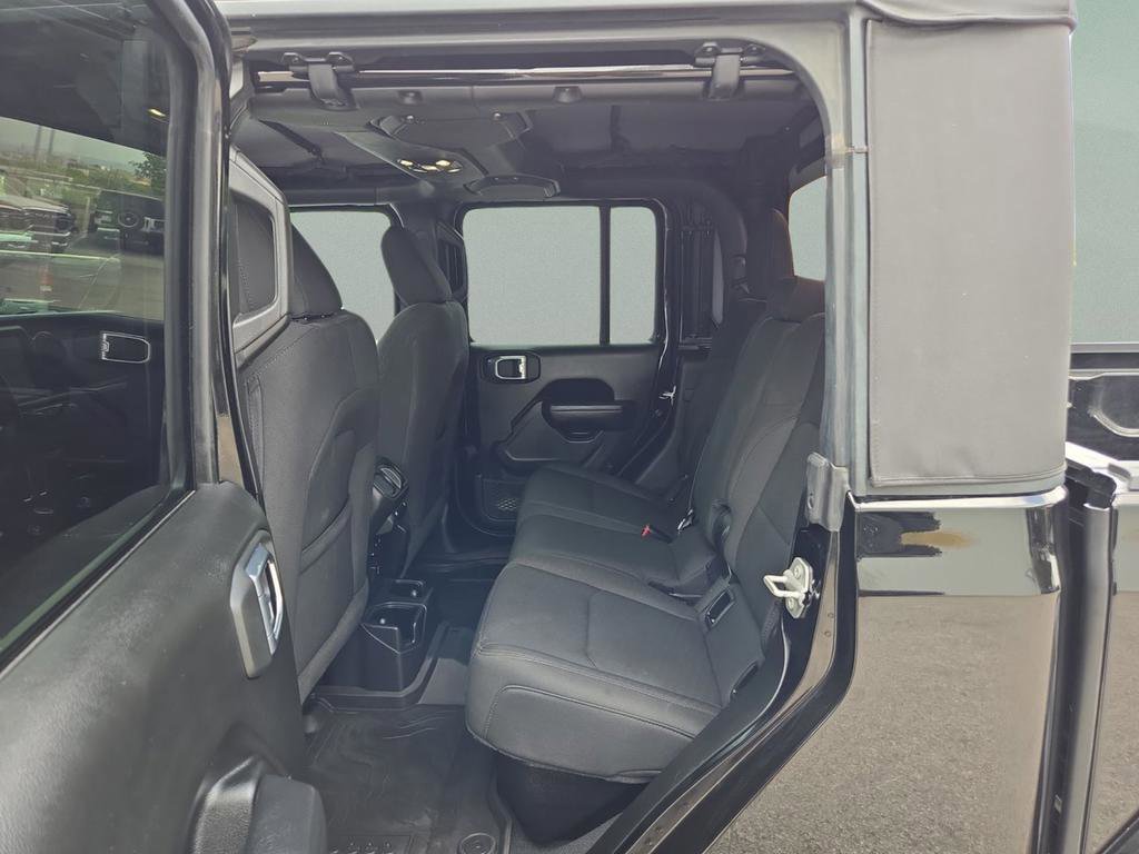 Certified 2022 Jeep Gladiator Sport image 30