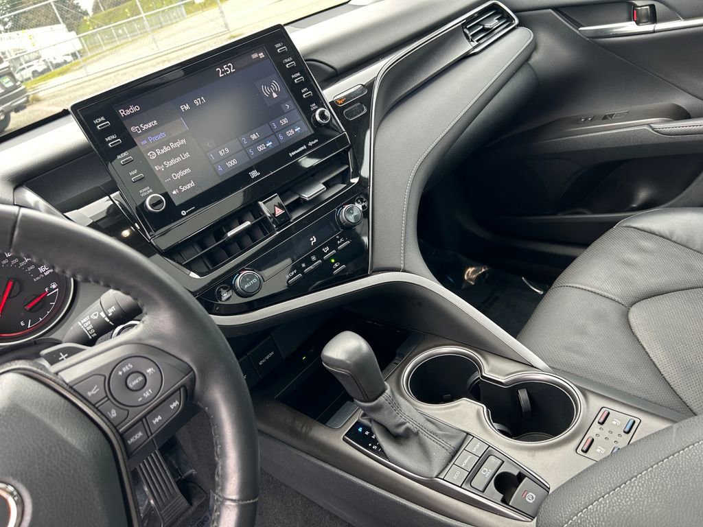 Used 2023 Toyota Camry XSE w/ Navigation Package image 20