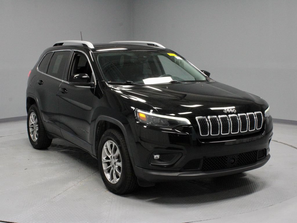Used 2021 Jeep Cherokee Latitude Lux w/ Comfort/Convenience Group