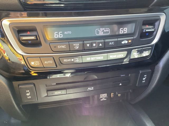 Used 2016 Honda Pilot Touring image 30