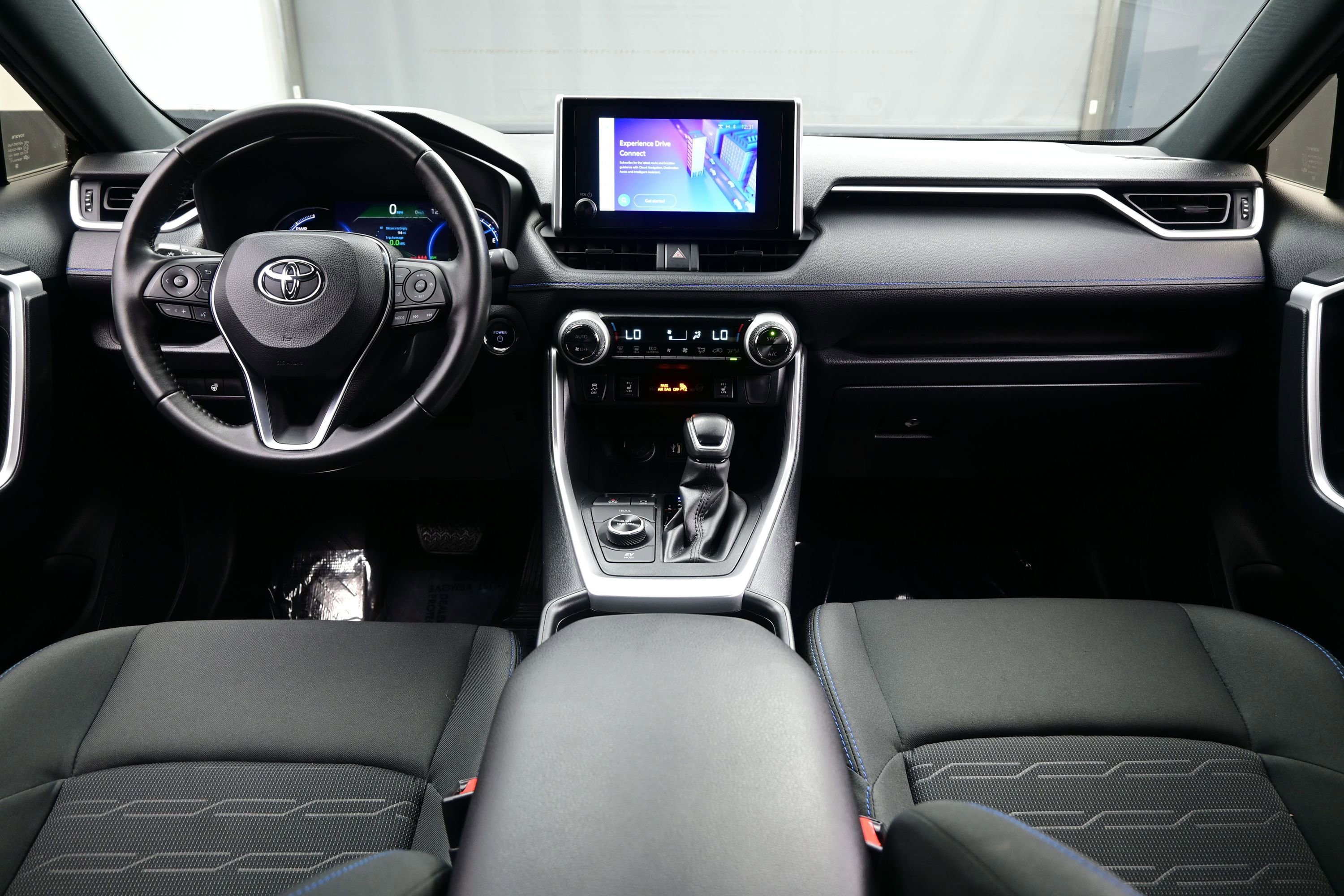 Used 2023 Toyota RAV4 SE w/ SE Grade Weather Package AWD/4WD image 17