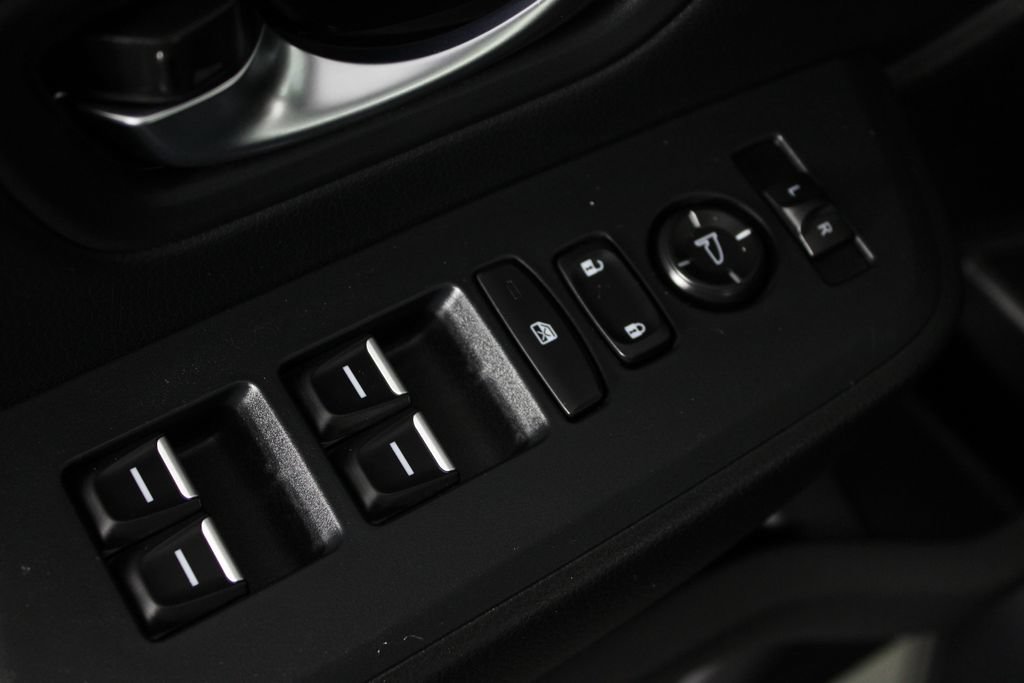 Used 2025 Honda Pilot Touring image 23