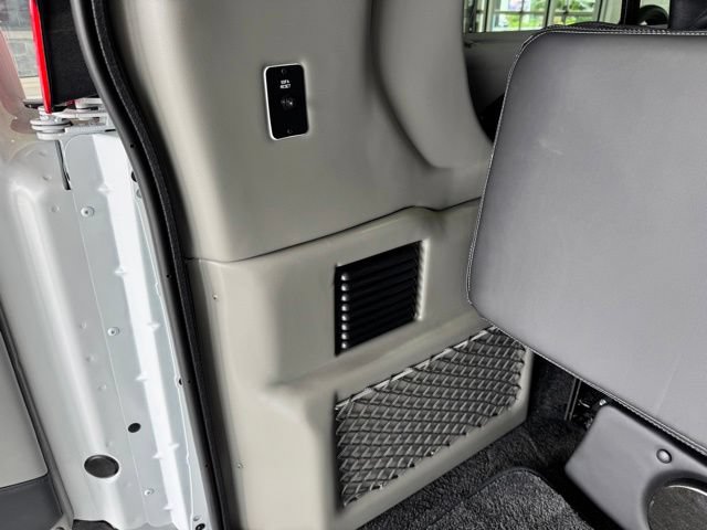 New 2026 Chevrolet Express 2500 Extended w/ Driver Convenience Package RWD image 10