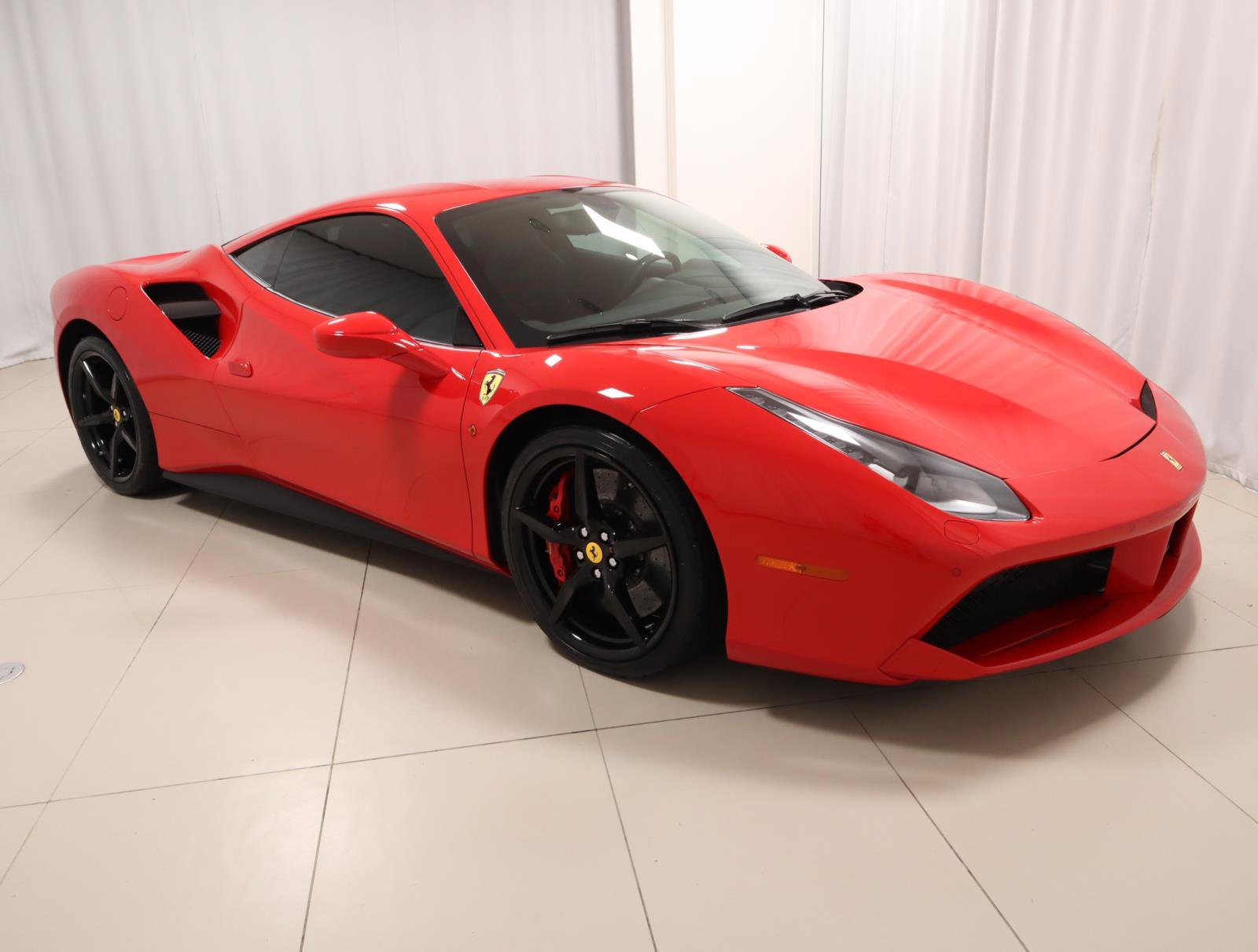 Certified 2019 Ferrari 488 GTB RWD image 6