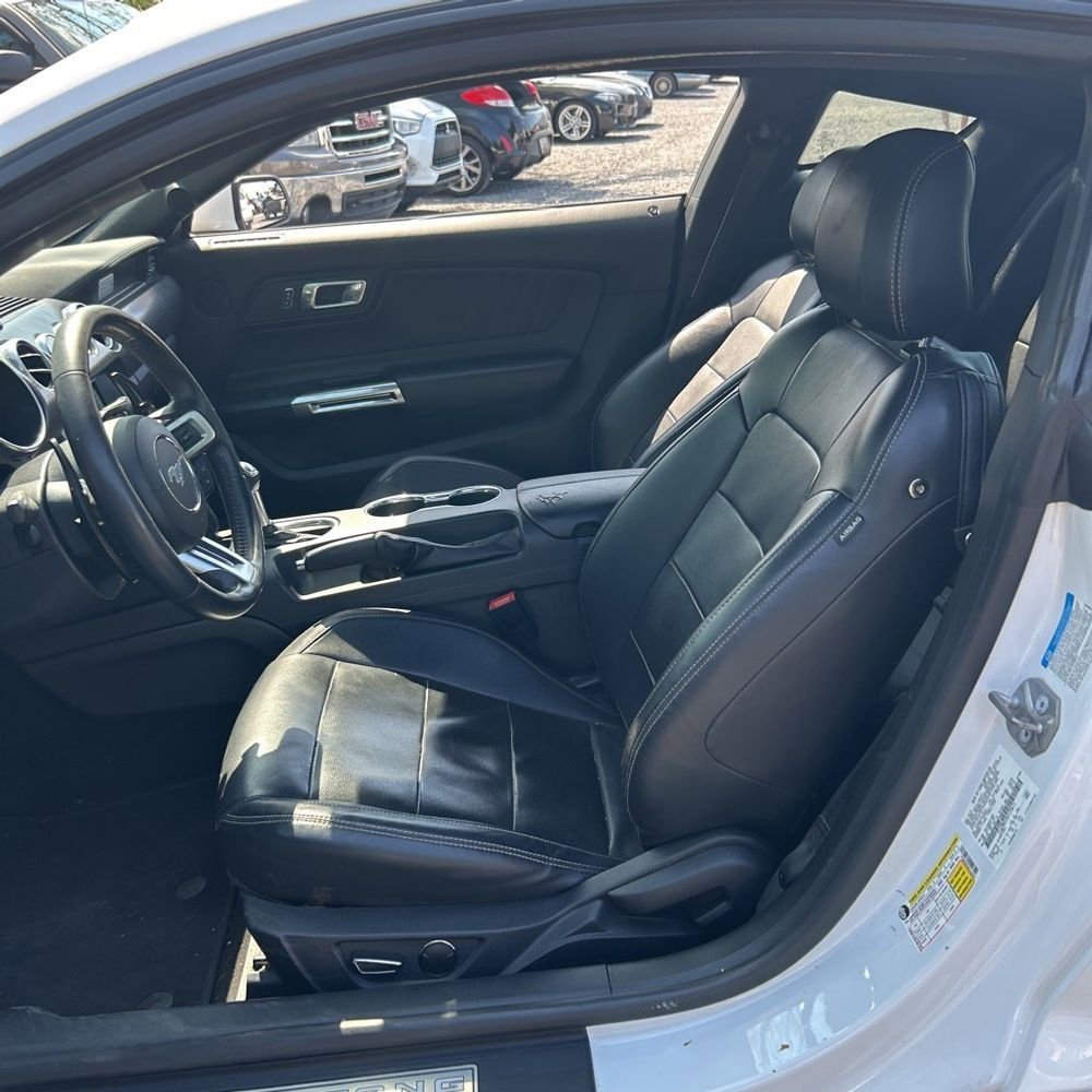 Used 2019 Ford Mustang GT Premium w/ GT Performance Package RWD image 10