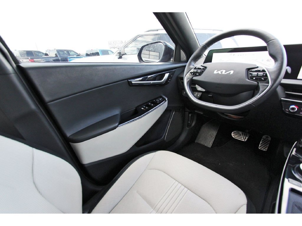 Used 2023 Kia EV6 GT-Line w/ GT-Line White Seat Package AWD/4WD image 9