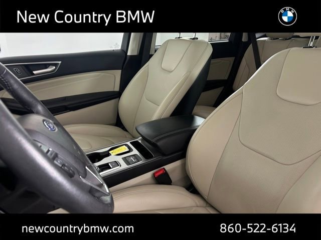Used 2022 Ford Edge Titanium w/ Equipment Group 301A image 25