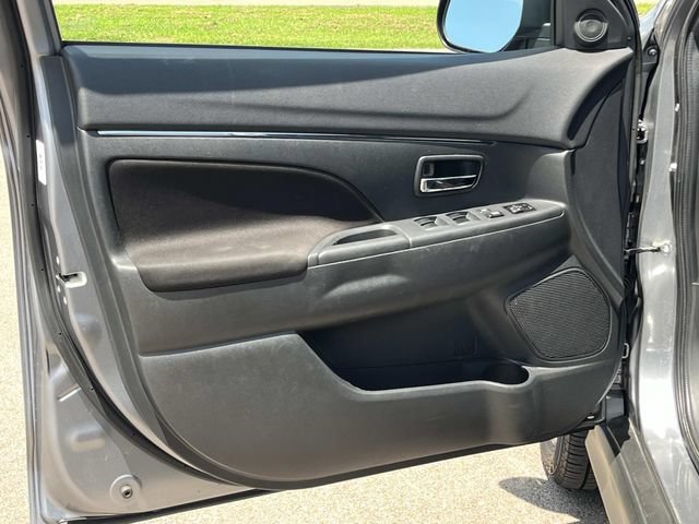 Used 2024 Mitsubishi Outlander Sport ES AWD/4WD image 24