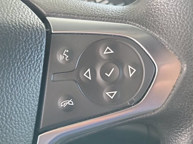 Used 2022 Chevrolet Traverse LS FWD image 9