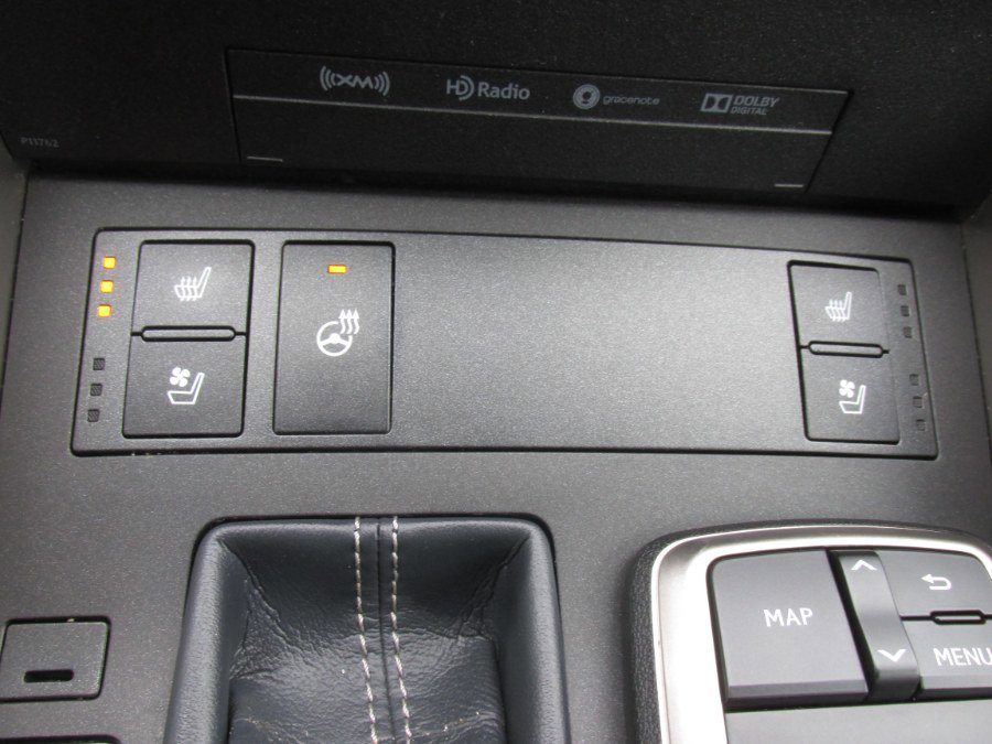 Used 2020 Lexus IS 300 AWD w/ Premium Package image 34