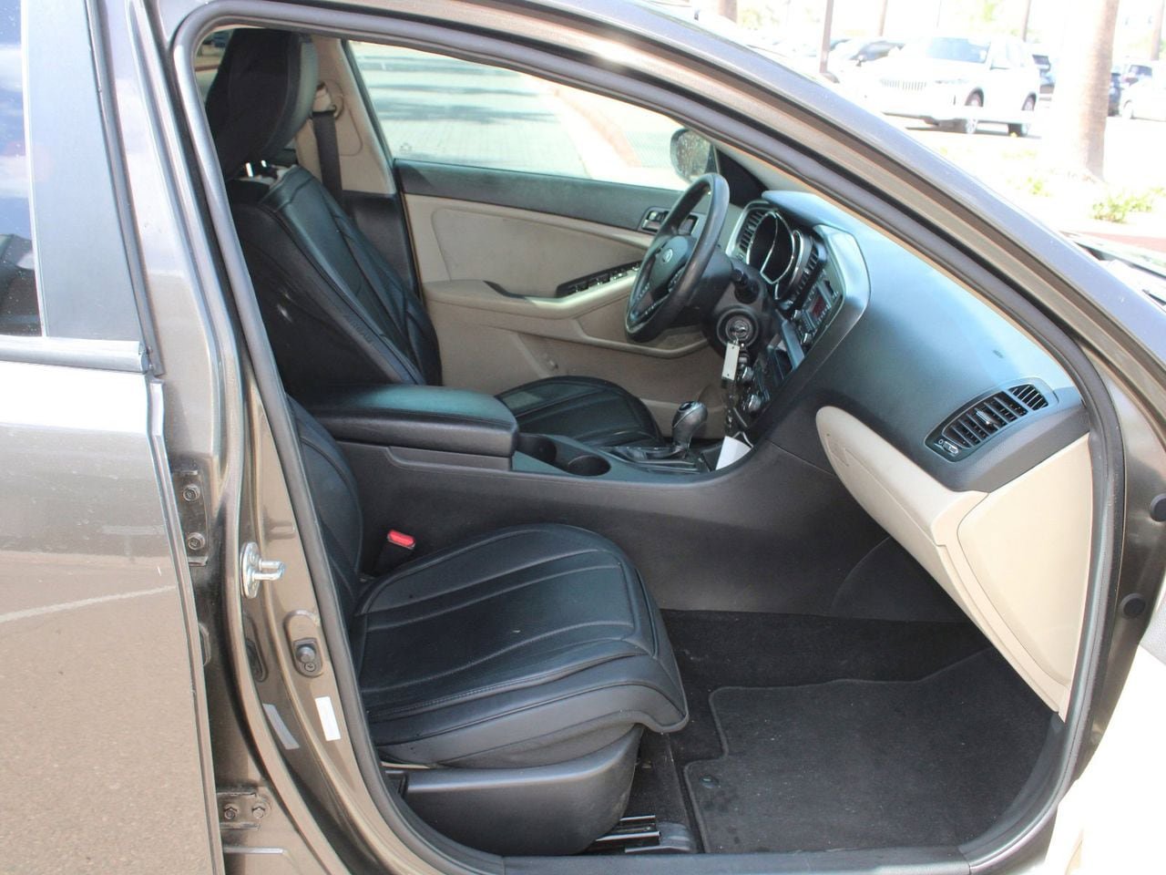 Used 2013 Kia Optima LX FWD image 12