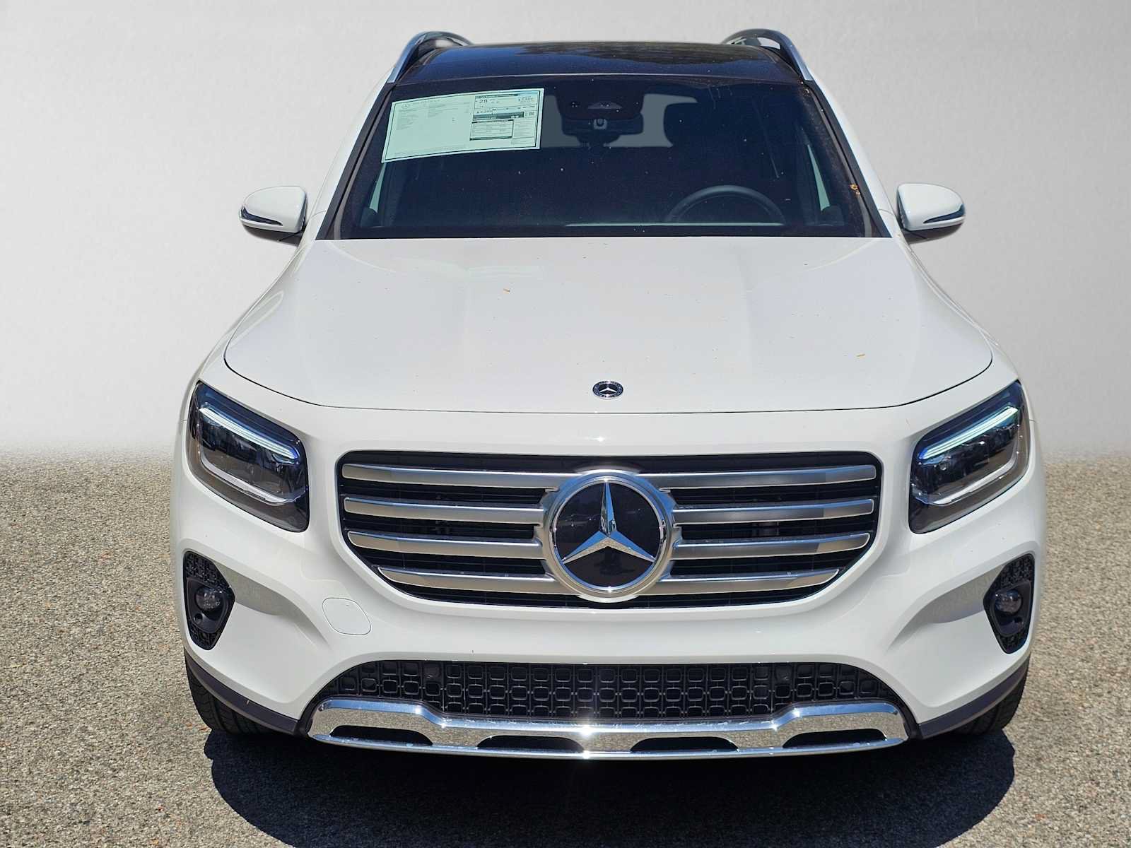 New 2026 Mercedes-Benz GLB 250 image 8
