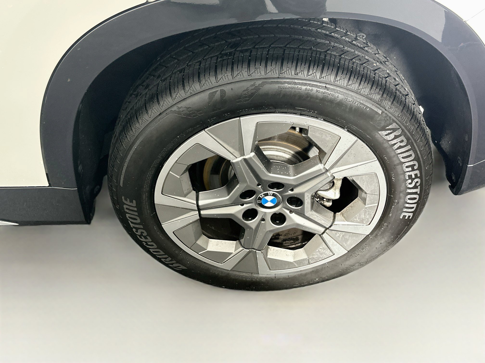 Used 2026 BMW X1 xDrive28i AWD/4WD image 11