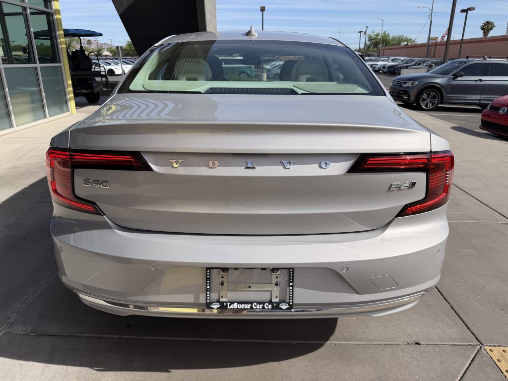 Used 2024 Volvo S90 B6 Plus w/ Protection Package Premier AWD/4WD image 13