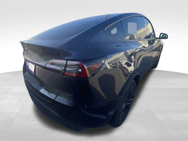 Used 2025 Tesla Model Y Long Range image 9