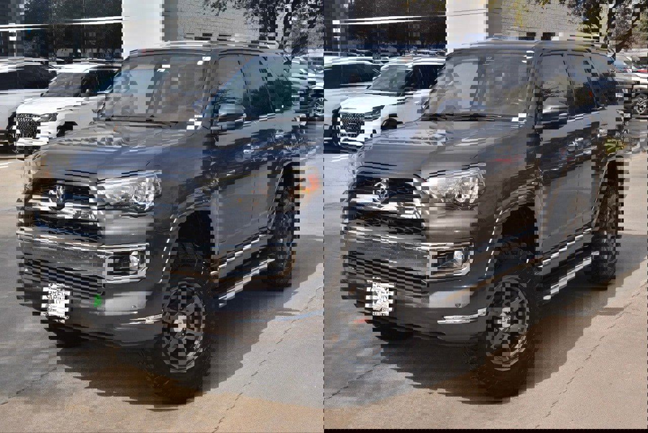 Used 2015 Toyota 4Runner Limited image 41