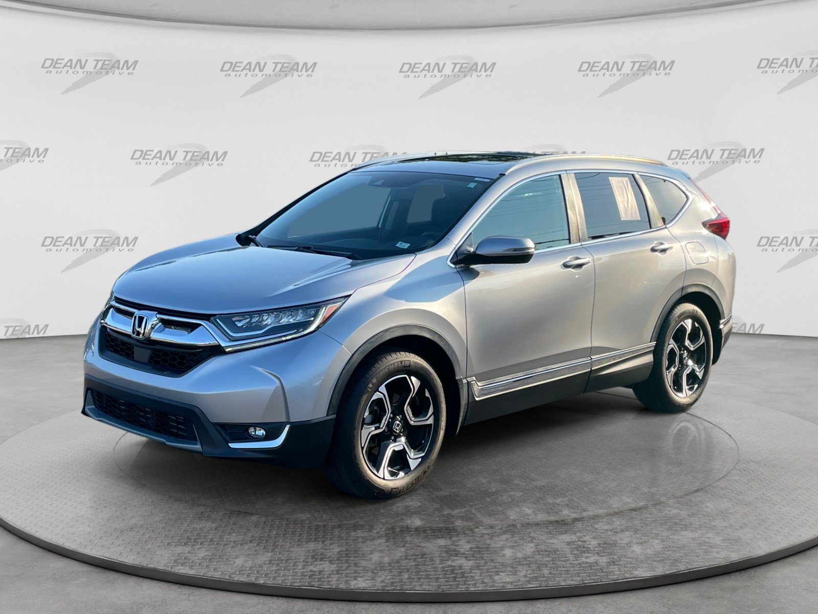 Used 2017 Honda CR-V Touring image 3