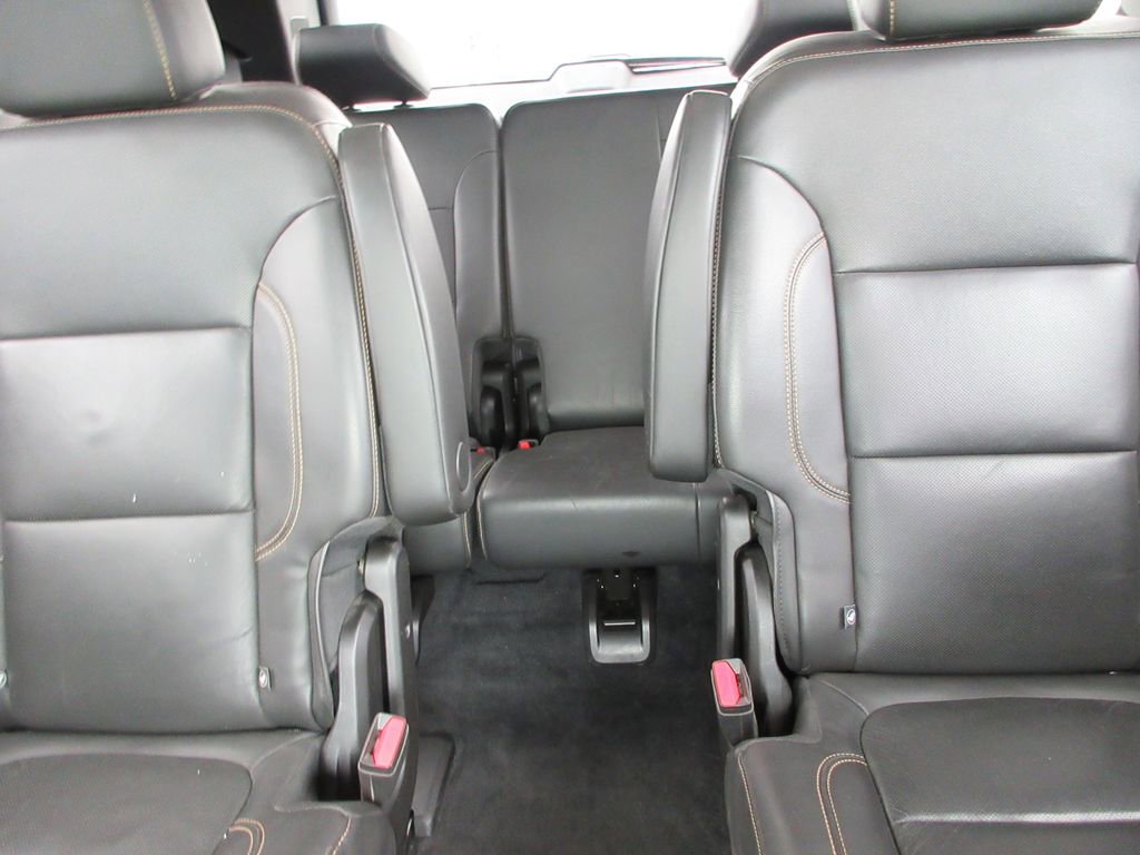 Certified 2021 Chevrolet Traverse Premier w/ Redline Edition image 20