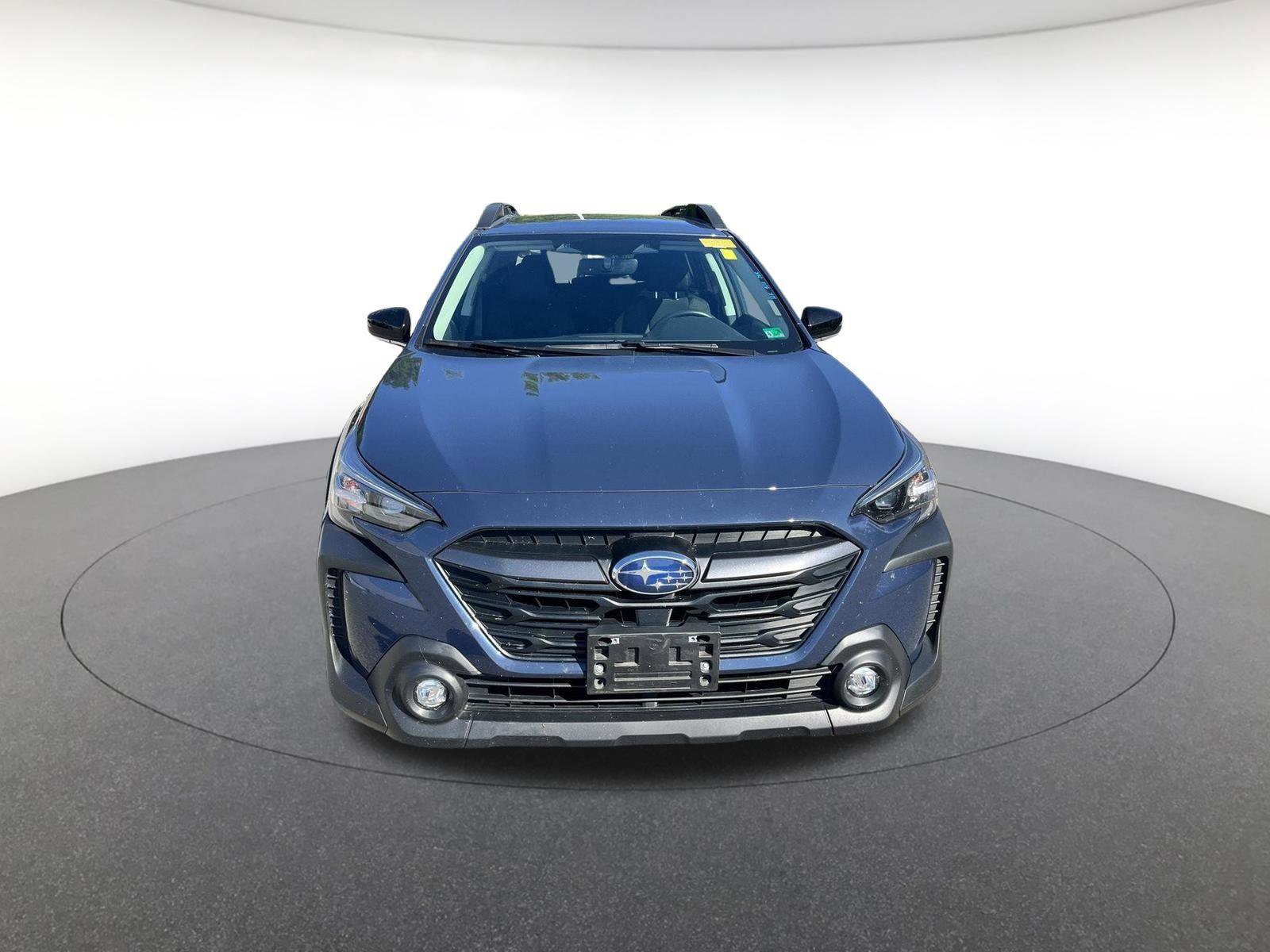 Used 2024 Subaru Outback Premium w/ Popular Package #1A AWD/4WD image 2