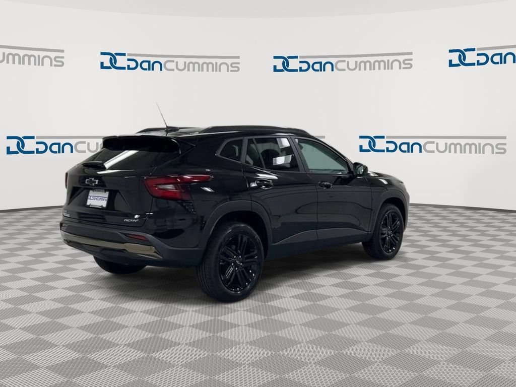 Used 2025 Chevrolet Trax ACTIV w/ Driver Confidence Package FWD image 8