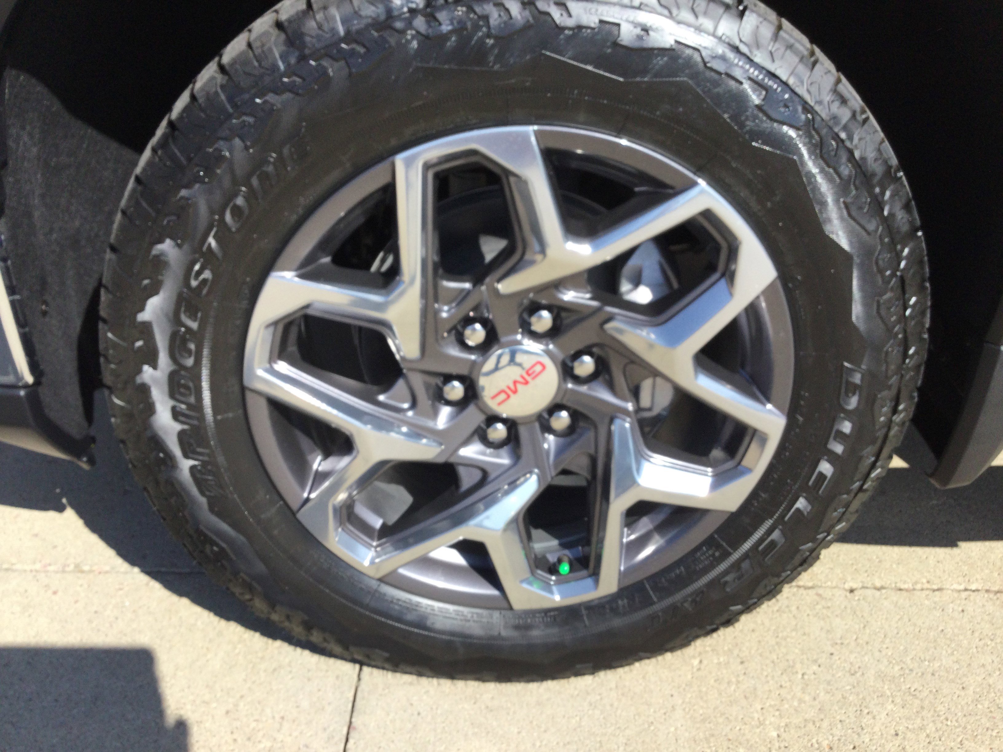 New 2026 GMC Sierra 1500 SLT w/ SLT Premium Package image 7