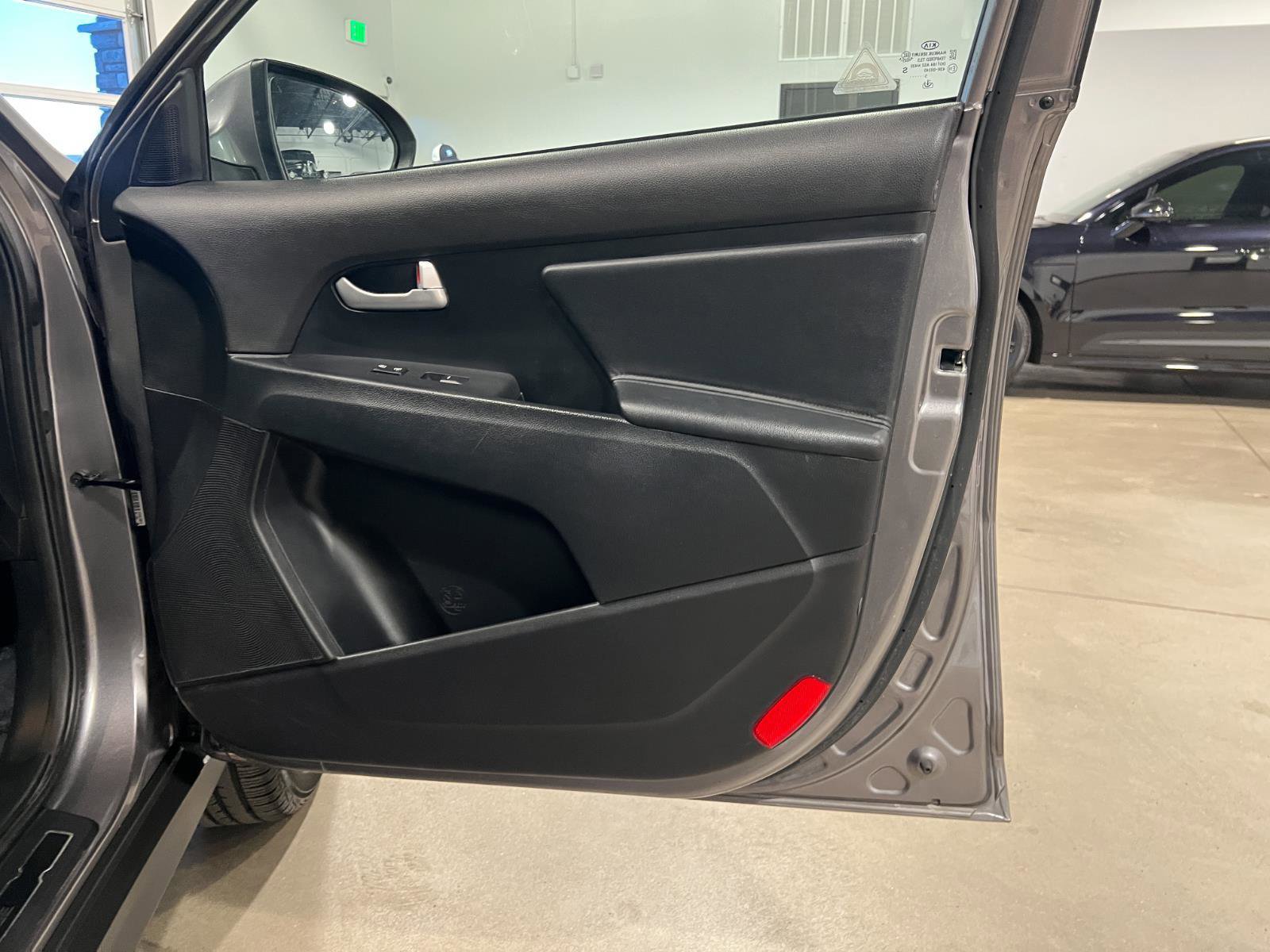 Used 2016 Kia Sportage SX image 38