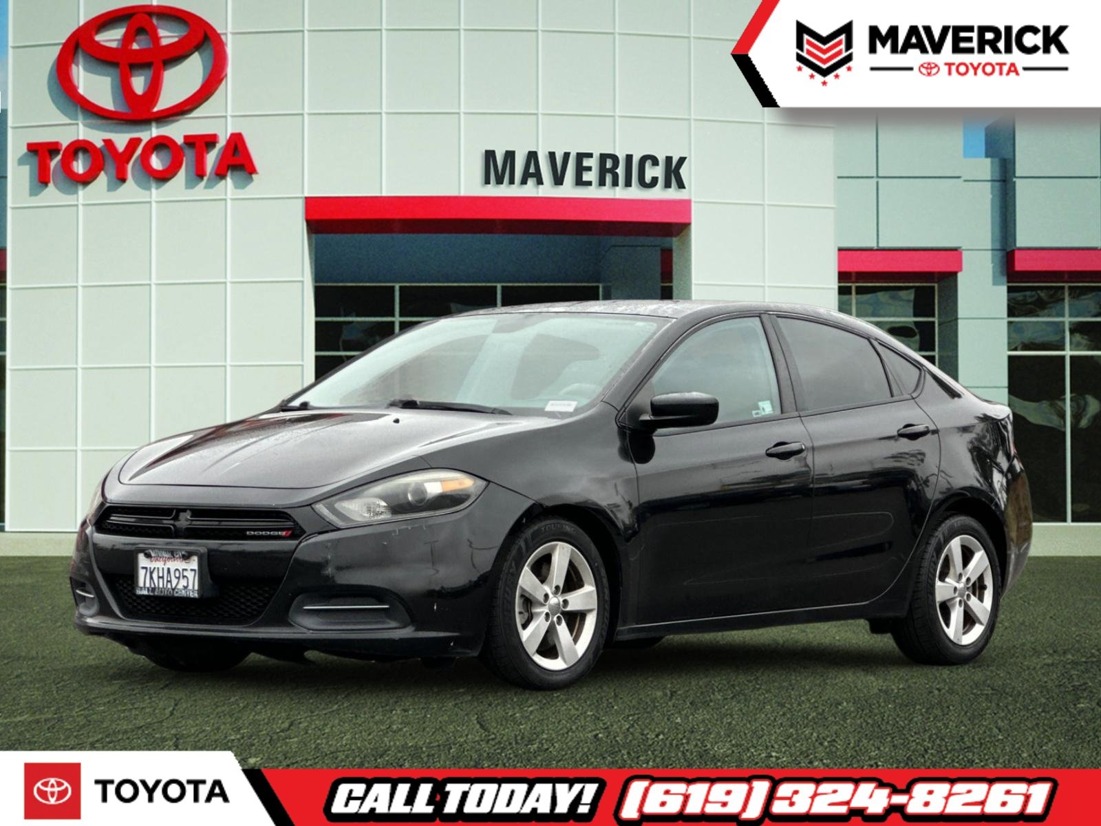 Used 2015 Dodge Dart SXT image 1