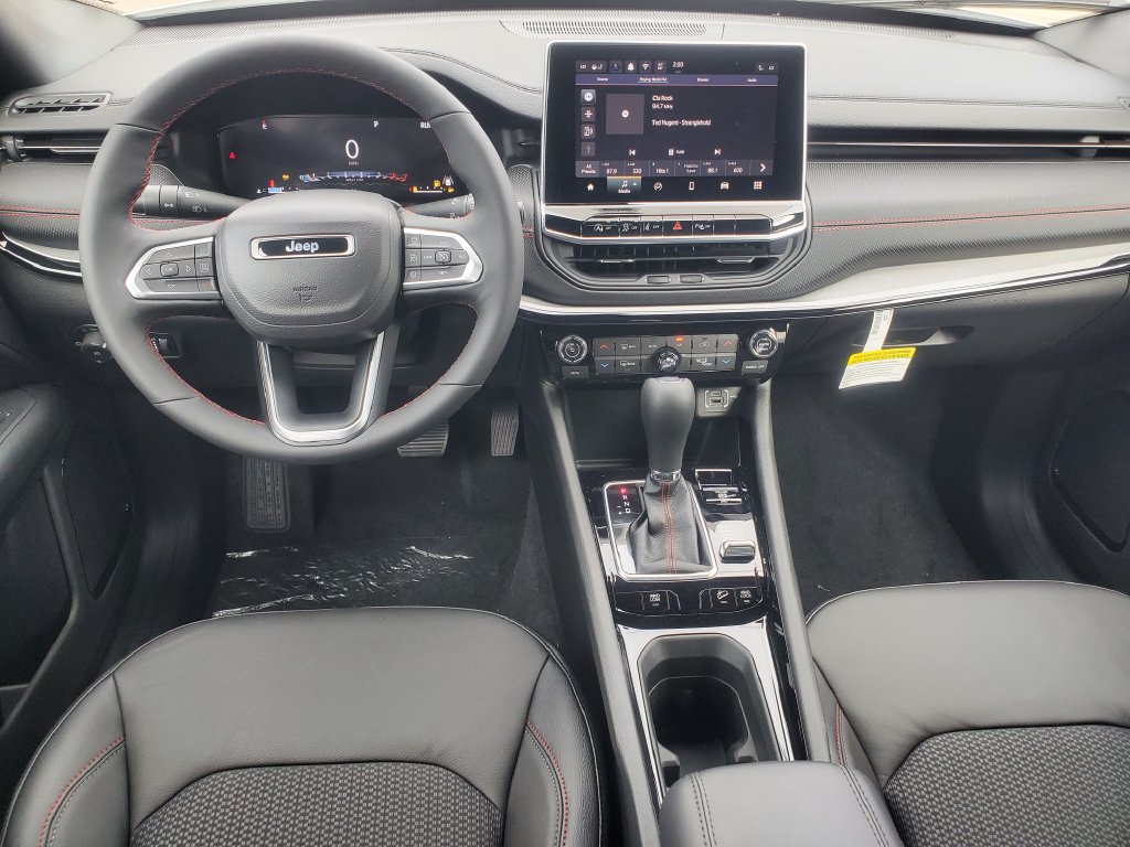 New 2026 Jeep Compass Trailhawk AWD/4WD image 22