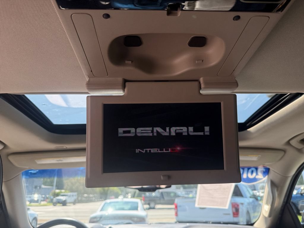 Used 2019 GMC Yukon Denali w/ Denali Ultimate Package AWD/4WD image 19