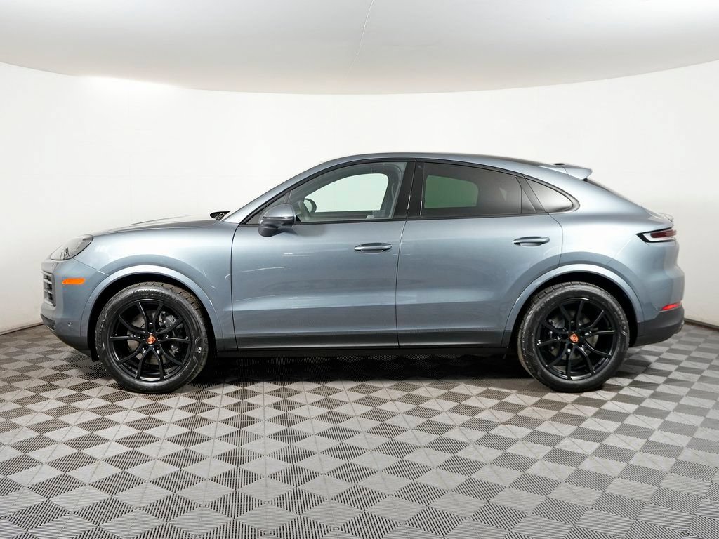 Certified 2026 Porsche Cayenne Coupe AWD/4WD image 2