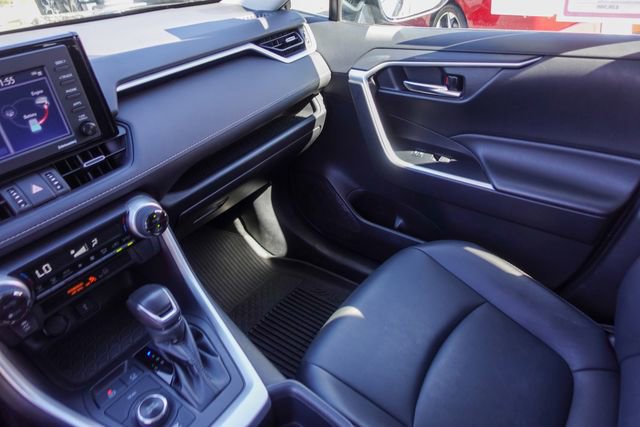 Certified 2022 Toyota RAV4 XLE Premium image 24