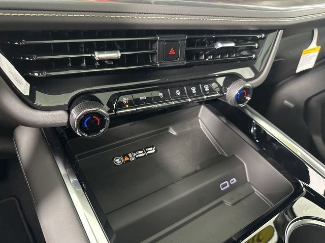 New 2026 Chevrolet Suburban Premier AWD/4WD image 16