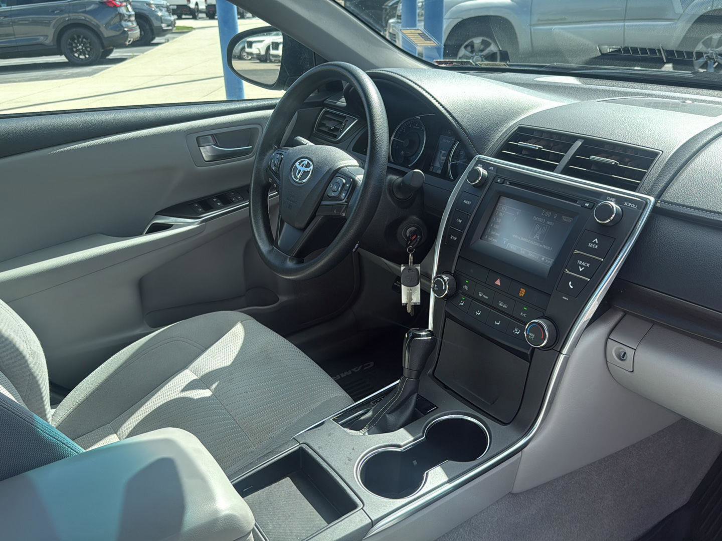 Used 2017 Toyota Camry LE w/ Protection Package (Q2) image 32