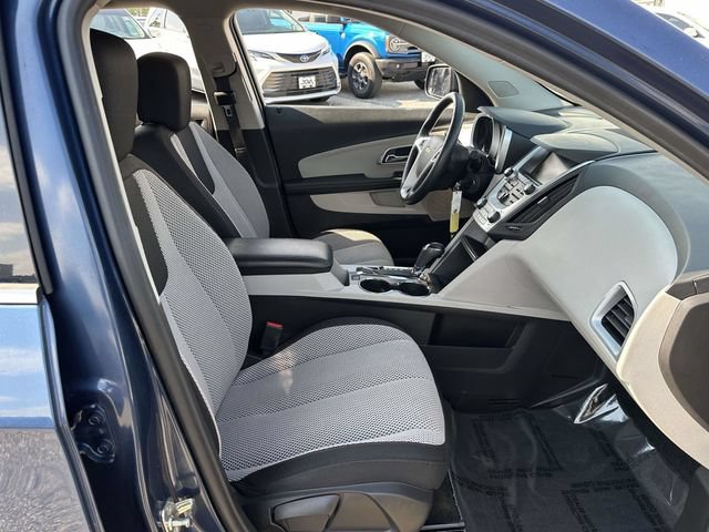 Used 2017 Chevrolet Equinox LT w/ Convenience Package FWD image 20