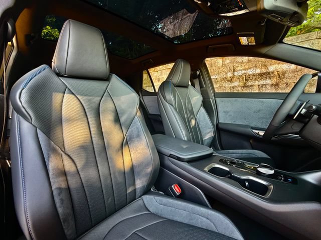 New 2026 Lexus RZ 450e AWD image 24