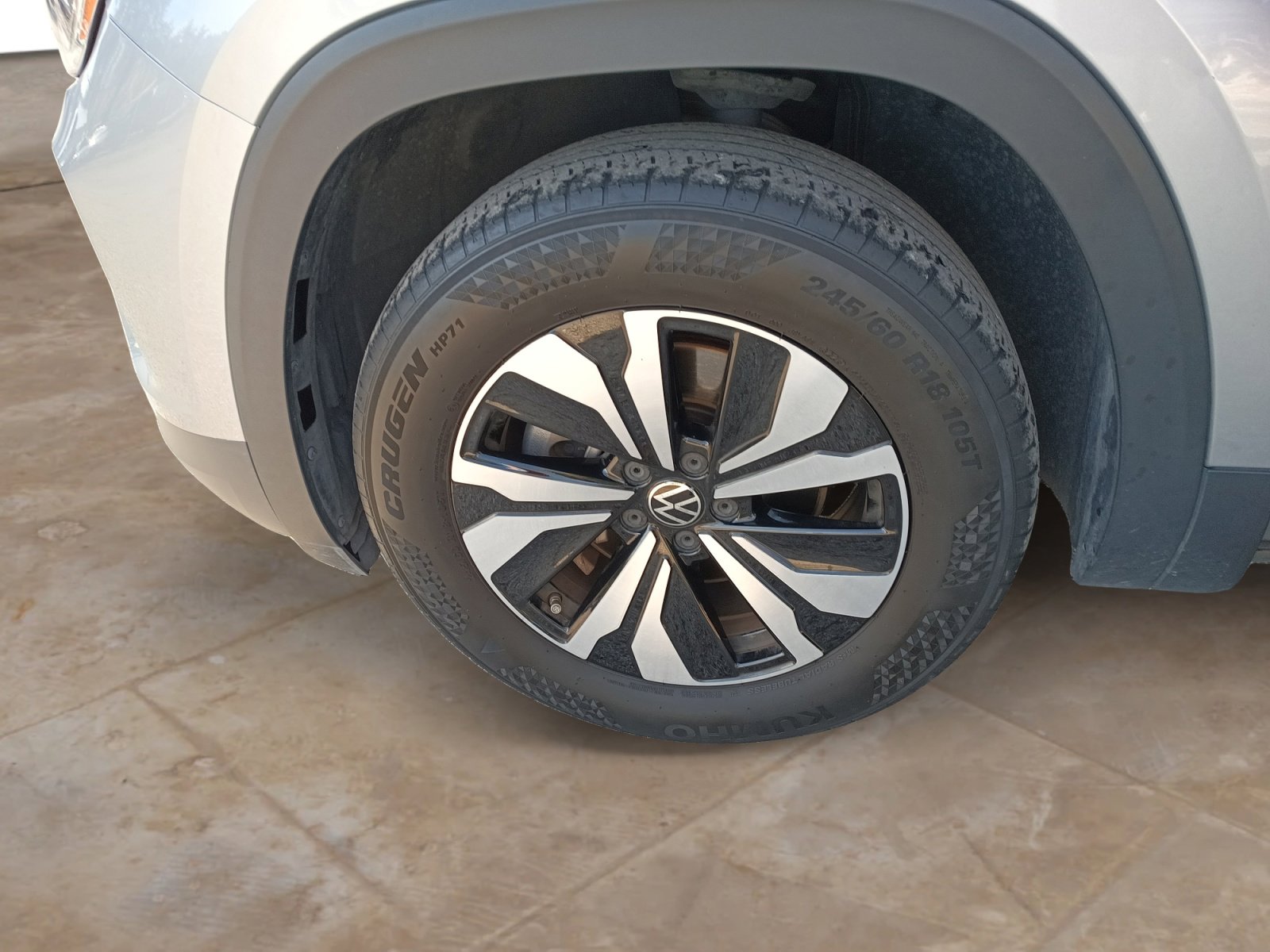 Used 2024 Volkswagen Atlas Cross Sport SE image 24