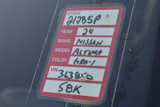 Used 2024 Nissan Altima 2.5 SV FWD image 37