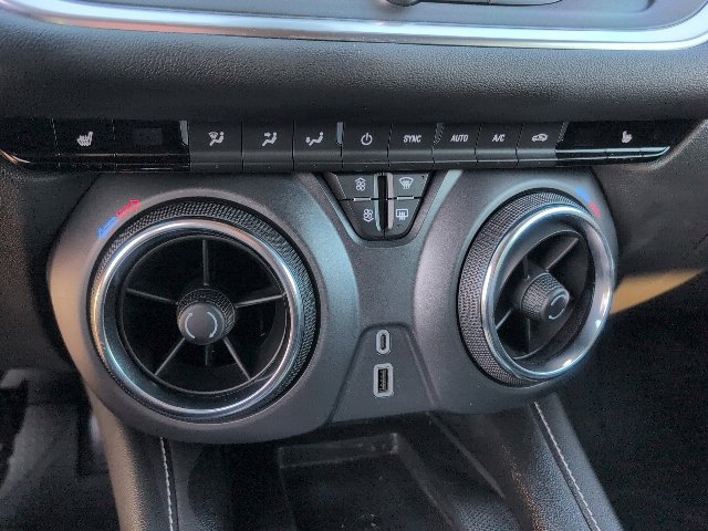 Used 2024 Chevrolet Blazer LT w/ Convenience Package FWD image 25