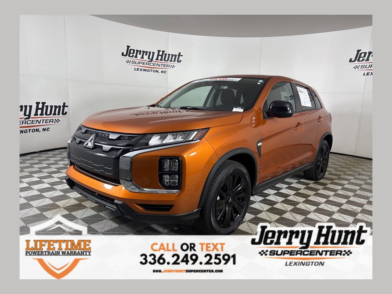 Used 2025 Mitsubishi Outlander Sport LE image 1