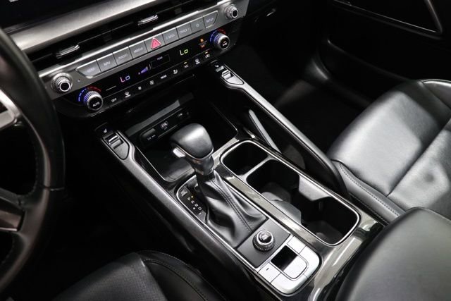 Used 2025 Kia Telluride S FWD image 30