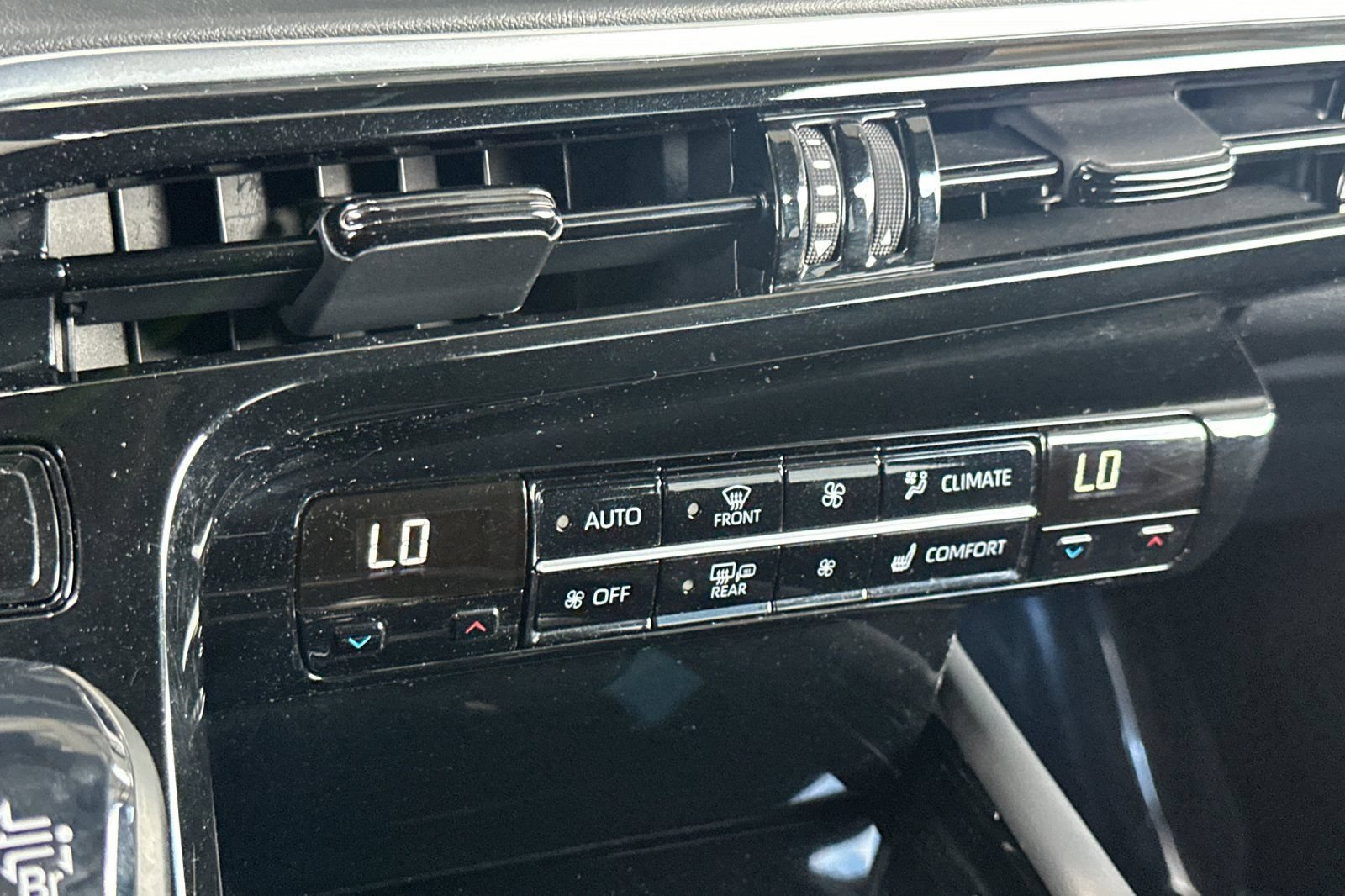 Certified 2023 Toyota Mirai w/ Advanced Technology Package RWD image 23