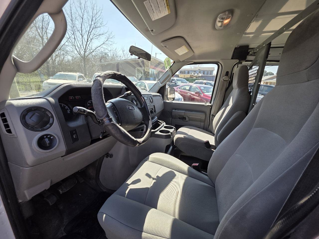 Used 2013 Ford E-250 and Econoline 250 w/ PWR Group image 7
