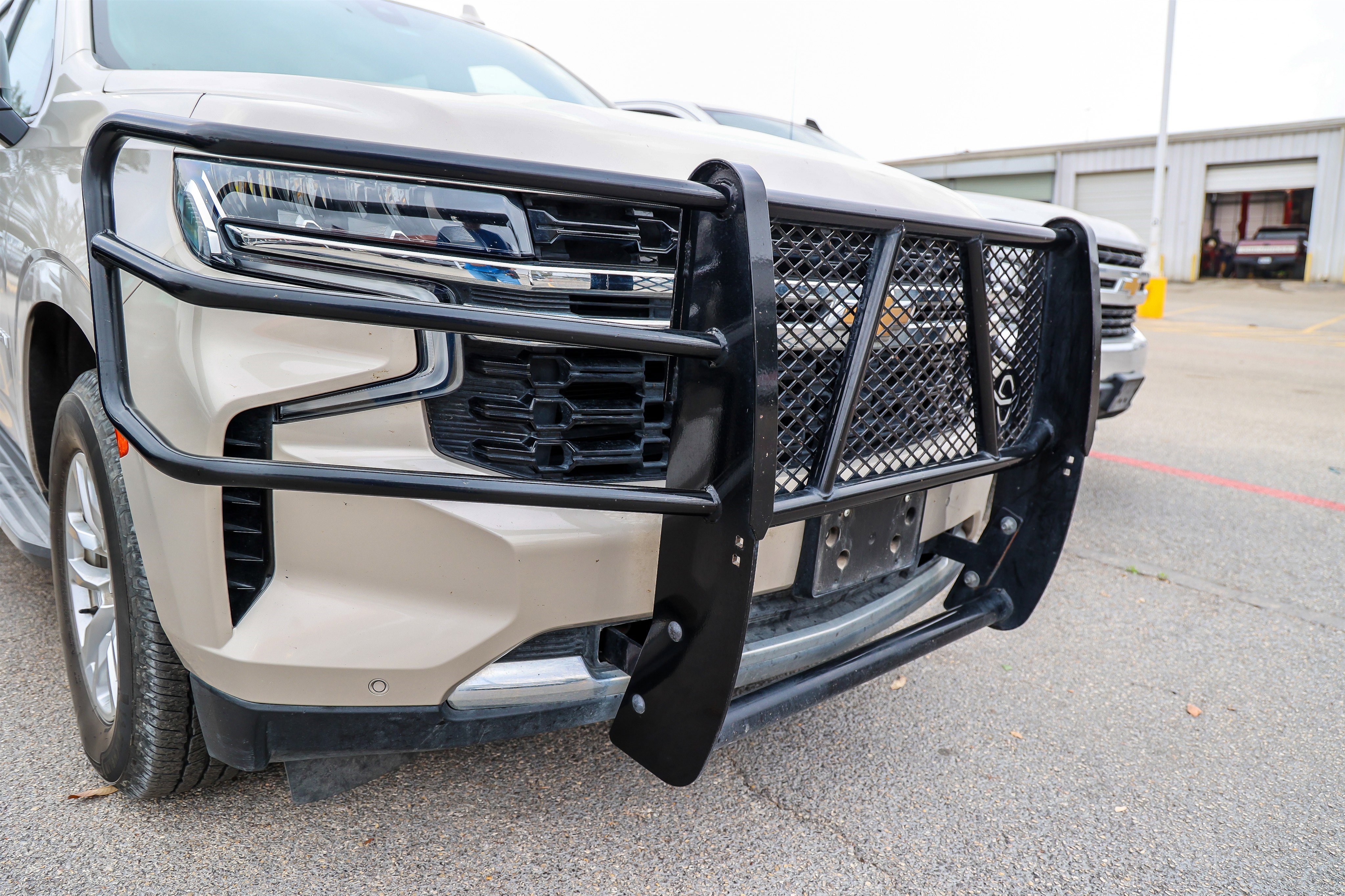 Used 2021 Chevrolet Suburban LS w/ Driver Alert Package image 11