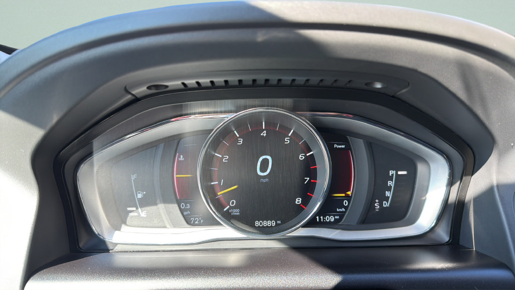Used 2016 Volvo XC60 T6 AWD/4WD image 19