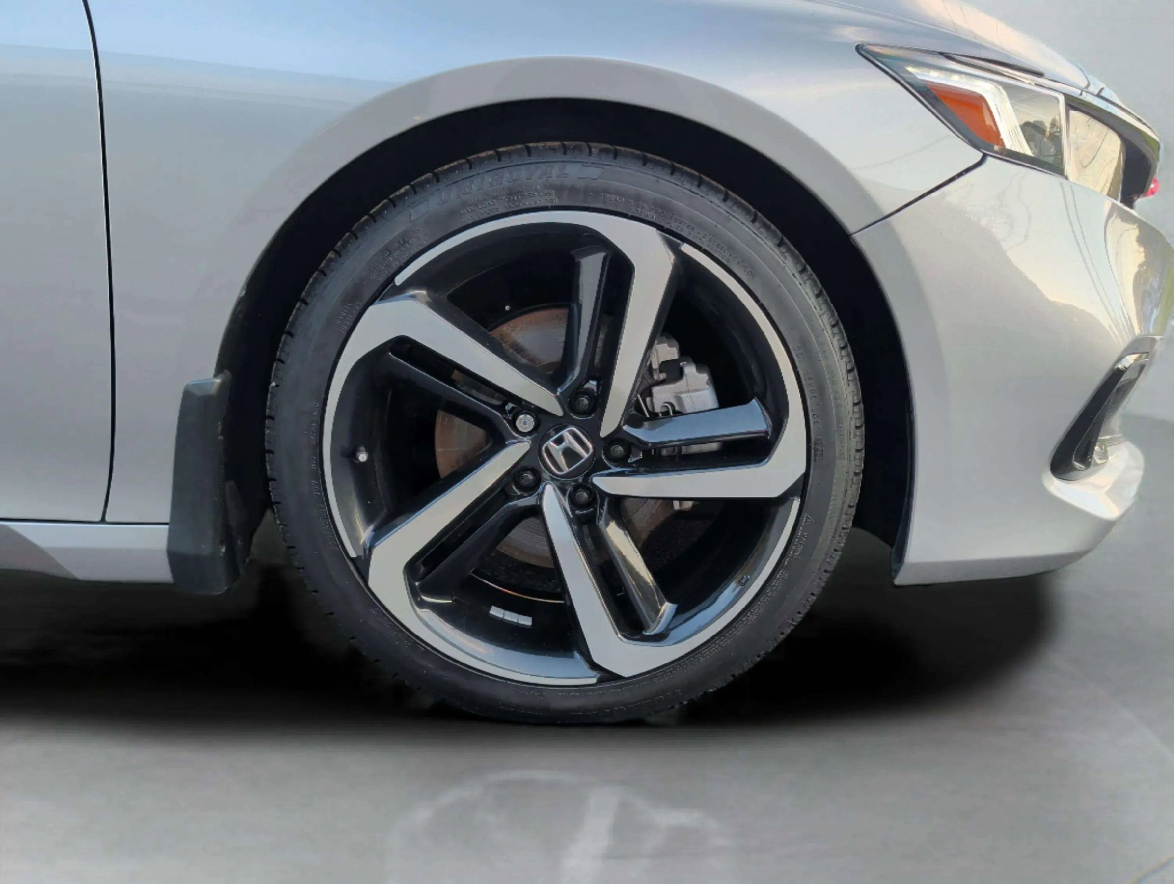 Used 2022 Honda Accord Sport image 32