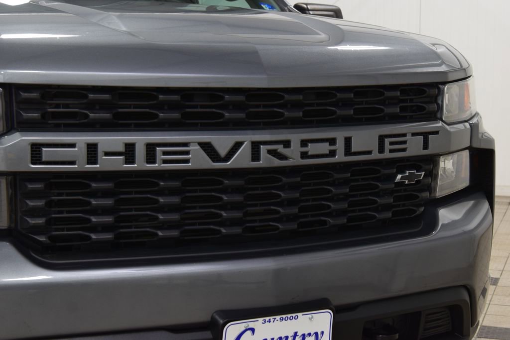 Used 2022 Chevrolet Silverado 1500 Custom w/ Safety Confidence Package AWD/4WD image 11