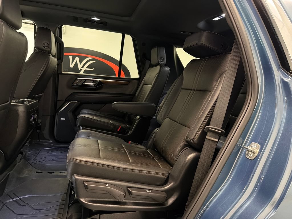 Used 2026 Chevrolet Tahoe High Country RWD image 12